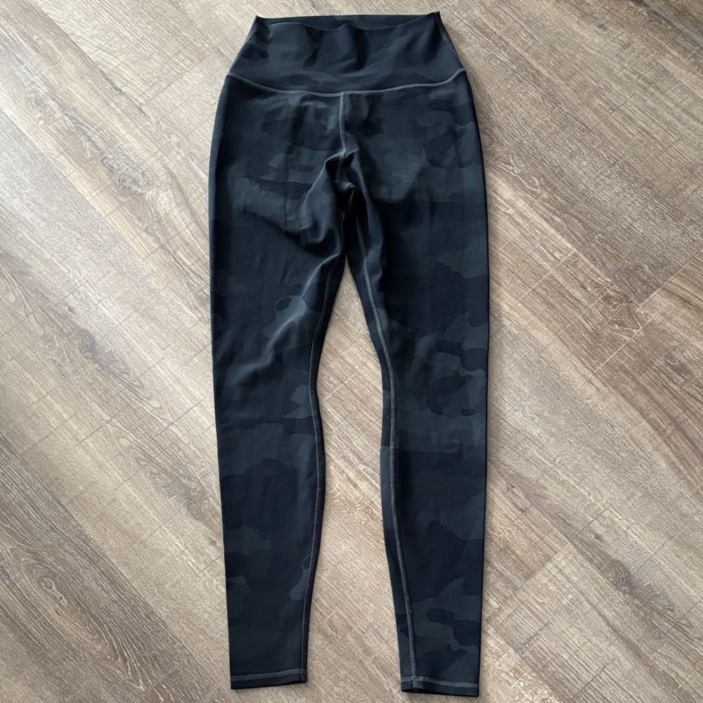 Alo Camo Leggings